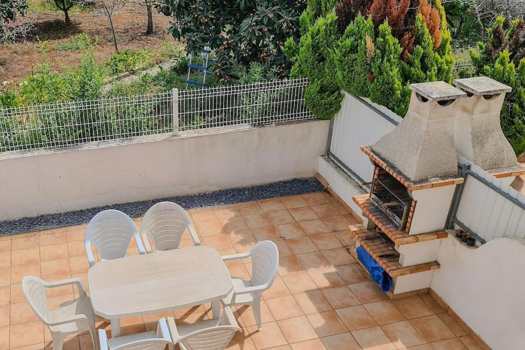 Charming 3-bedroom With Pool In Holiday home Albufeira